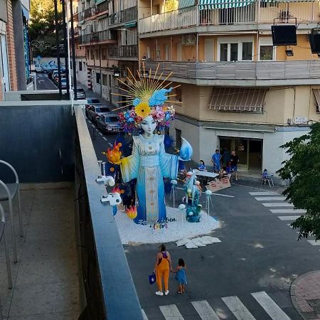 Apartamento Comodo A 10 Min Del Centro Alicante Exterior foto