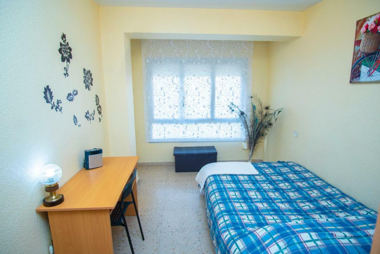 Apartamento Comodo A 10 Min Del Centro Alicante Exterior foto
